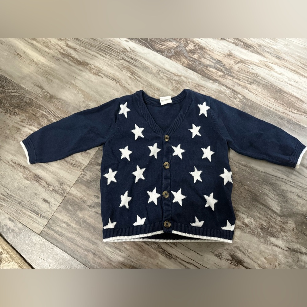 H&M Baby Boy Adorable Cardigan Sweater Size 4-6 Months